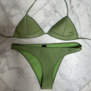 Triangl String Bikini